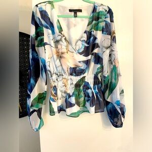 WHBM floral top. New condition